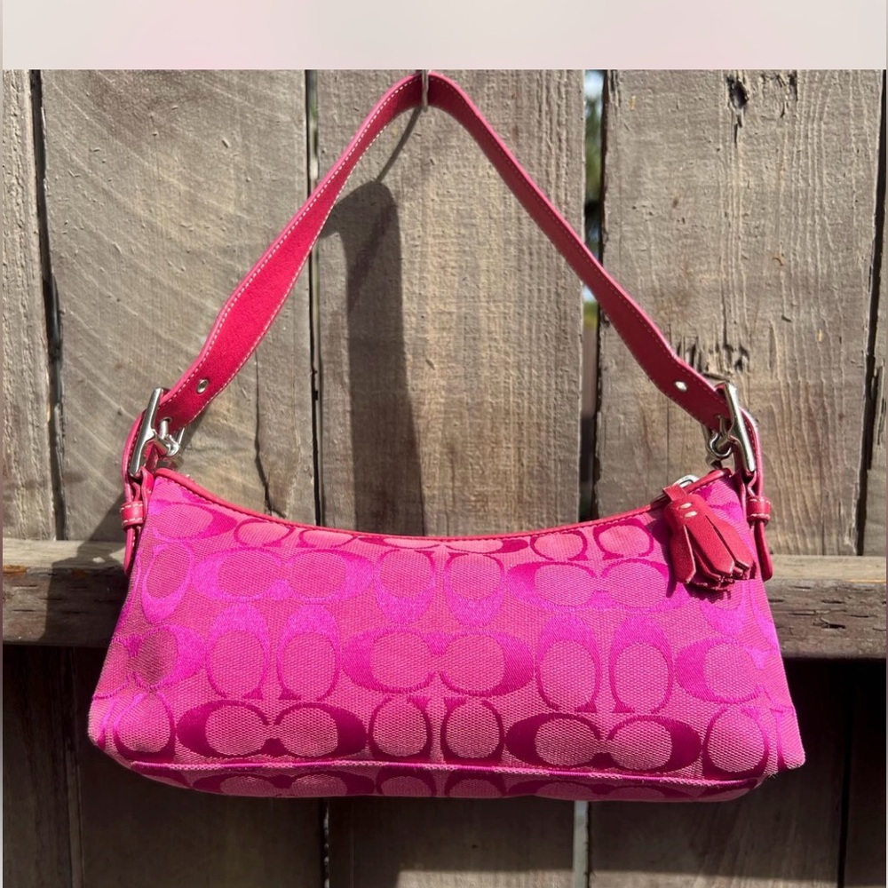 HOT PINK COACH EAST WEST SOHO Y2K DEMI BAG SIGNATURE JACQUARD Cs # 6371 - Picture 2 of 5